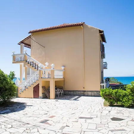 Ntoriseveline House *